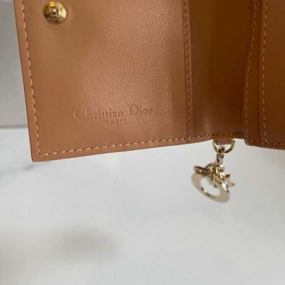 DIOR Lady Dior Flap Card Holder - Picture 6 of 14